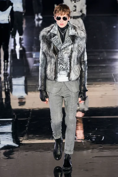 Look 66
